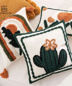 Alternative view of Vỏ gối thêu Cactus