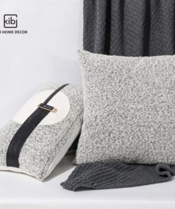 Alternative view of Vỏ gối Croker Horse