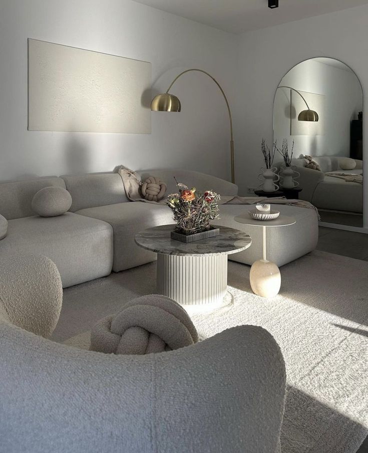 tim-hieu-kich-thuoc-ban-ghe-sofa-danh-cho-phong-khach-co-khong-gian-nho